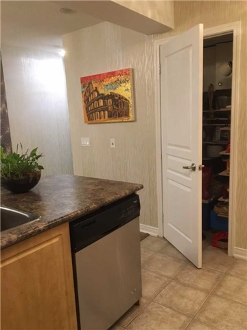 310 Red Maple Rd, #1203