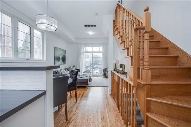 2 Fairhead Mews