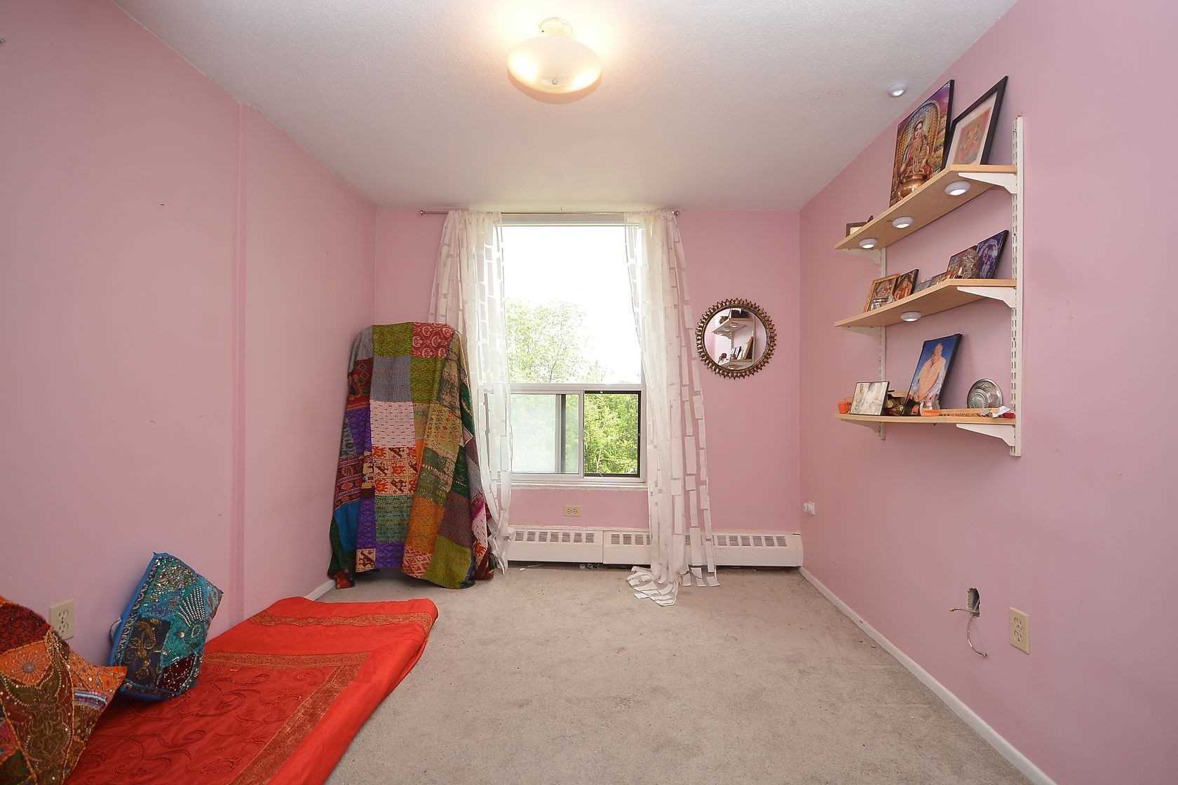 Listing W4560269 - Large Photo # 11