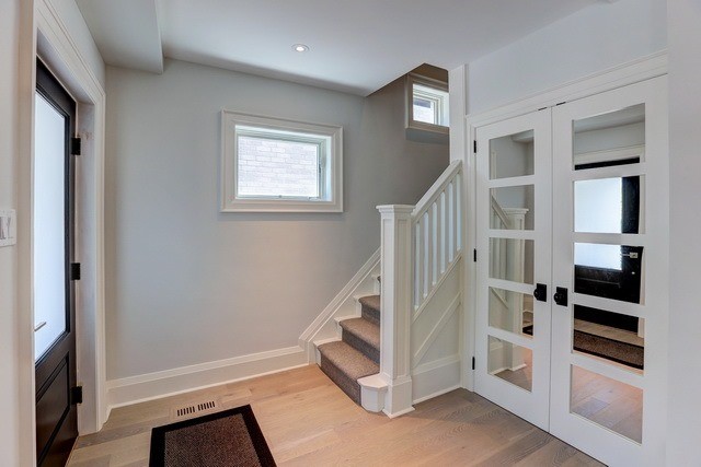 84 Blantyre Ave