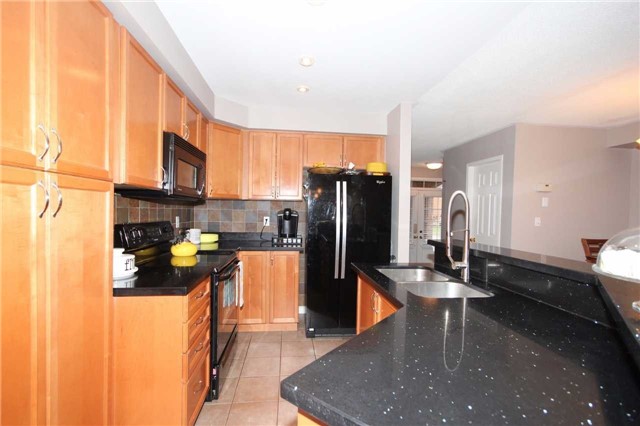 Listing W3998549 - Large Photo # 6