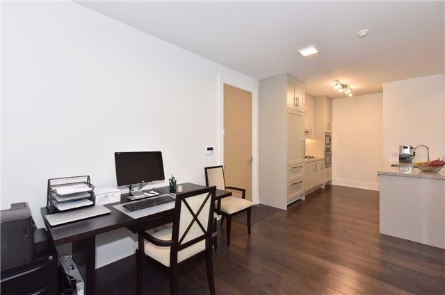 29 Queens Quay E #616