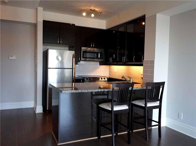 151 Upper Duke Cres, #1001