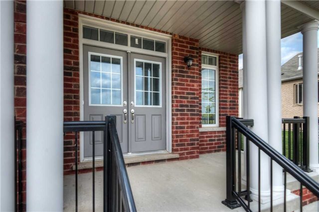 1089 Upper Thames Dr