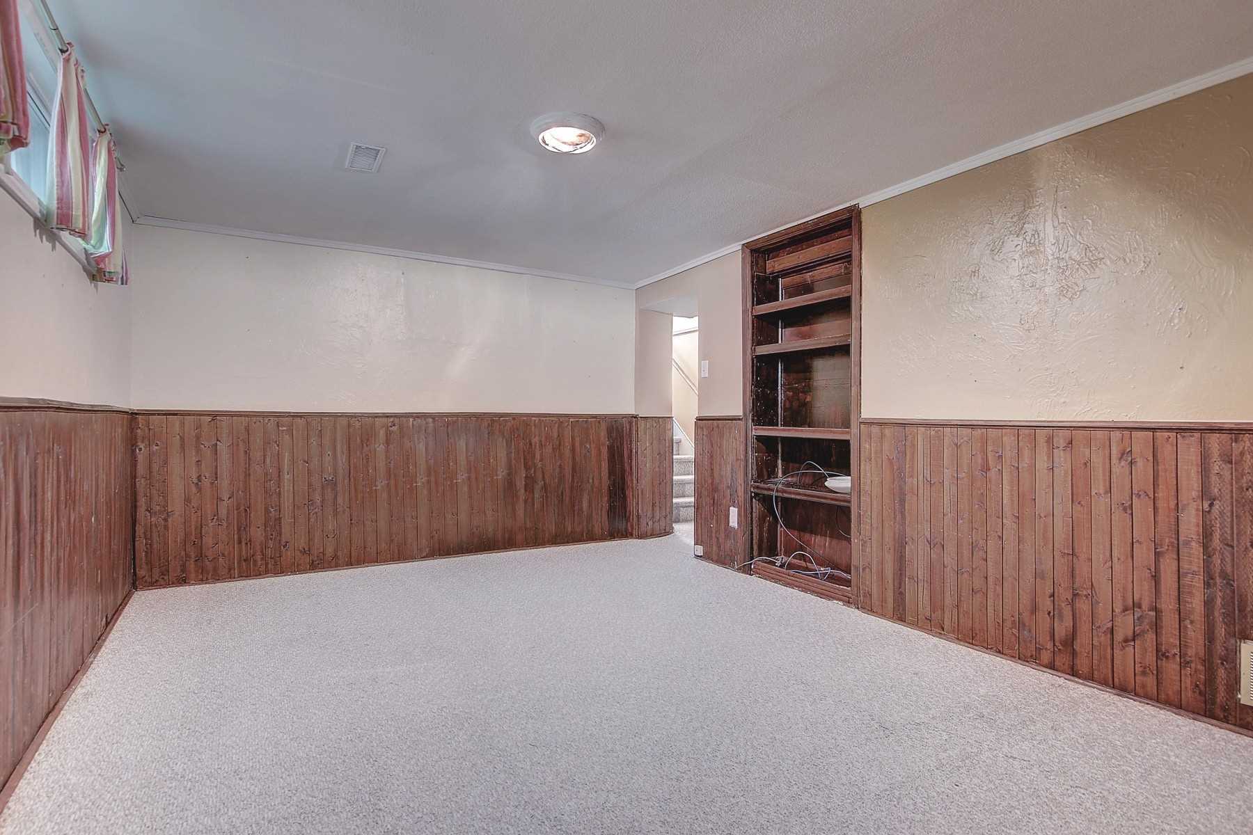 177 Maple Ave