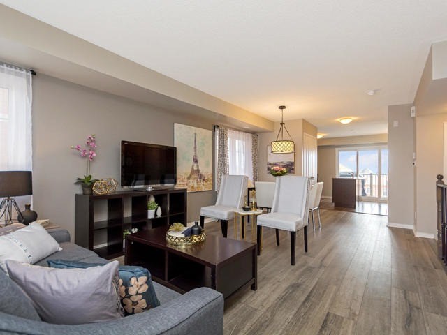 Listing W3704380 - Large Photo # 6