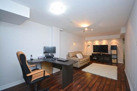 Listing W3931450 - Large Photo # 17