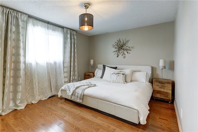 Listing W4007329 - Large Photo # 12