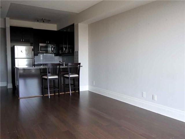 151 Upper Duke Cres, #1001