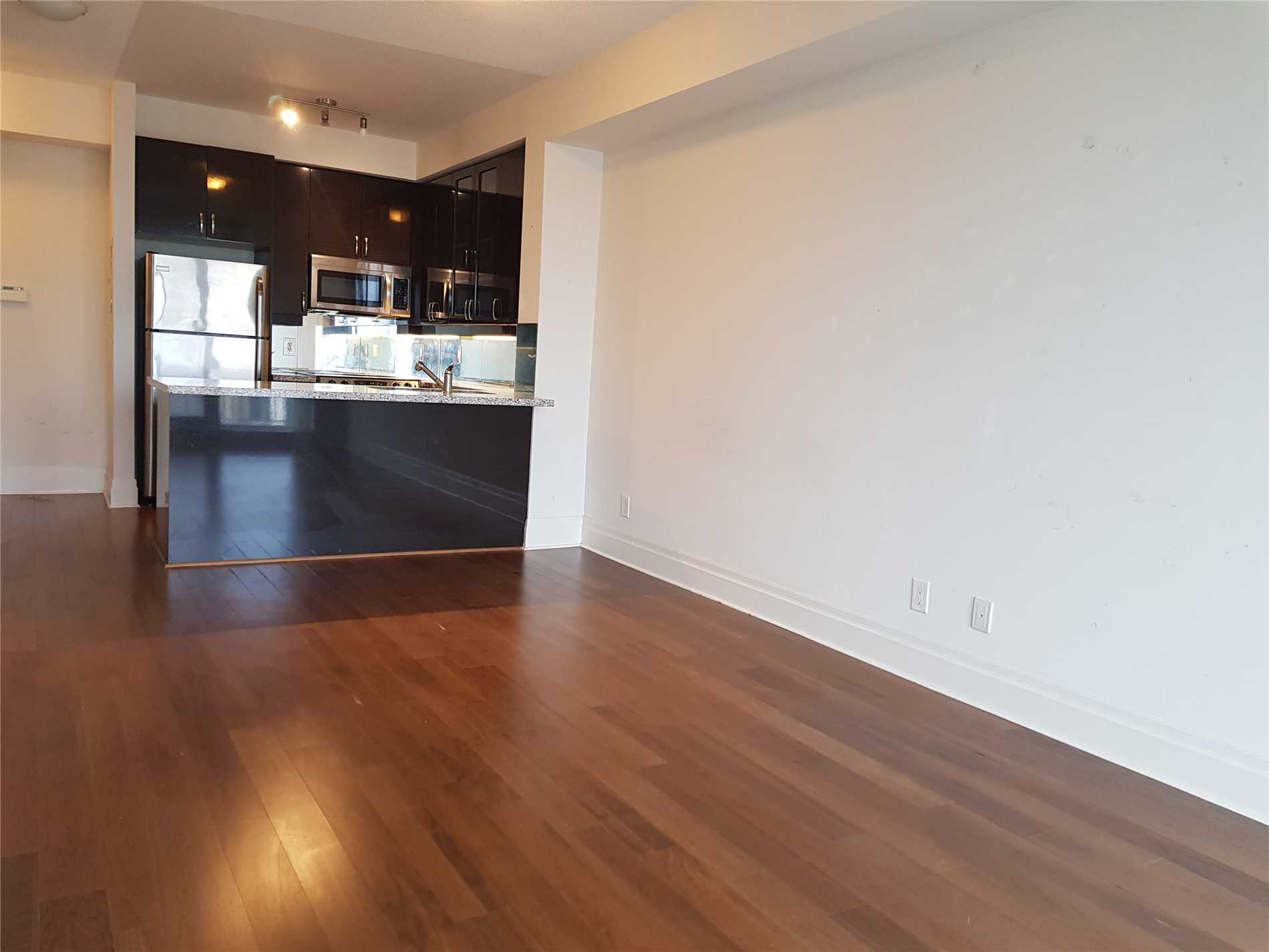 151 Upper Duke Cres, #1001