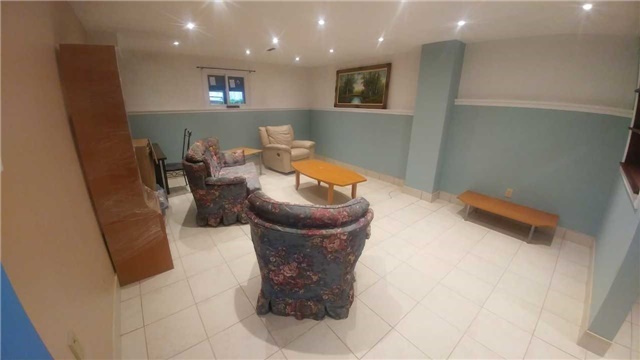 58 Hearne Cres