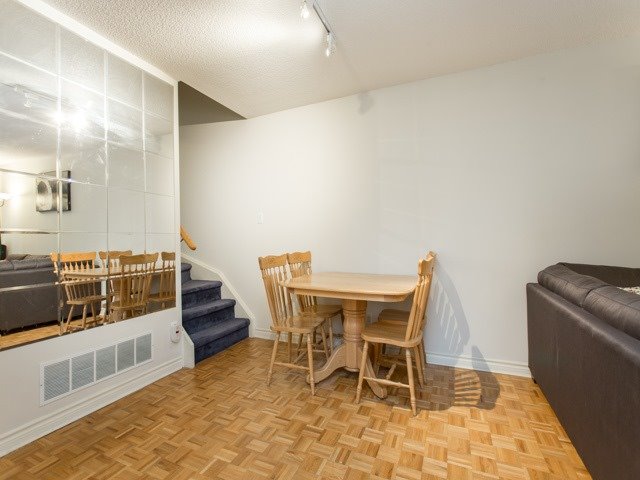 151 Townsgate Dr, #82