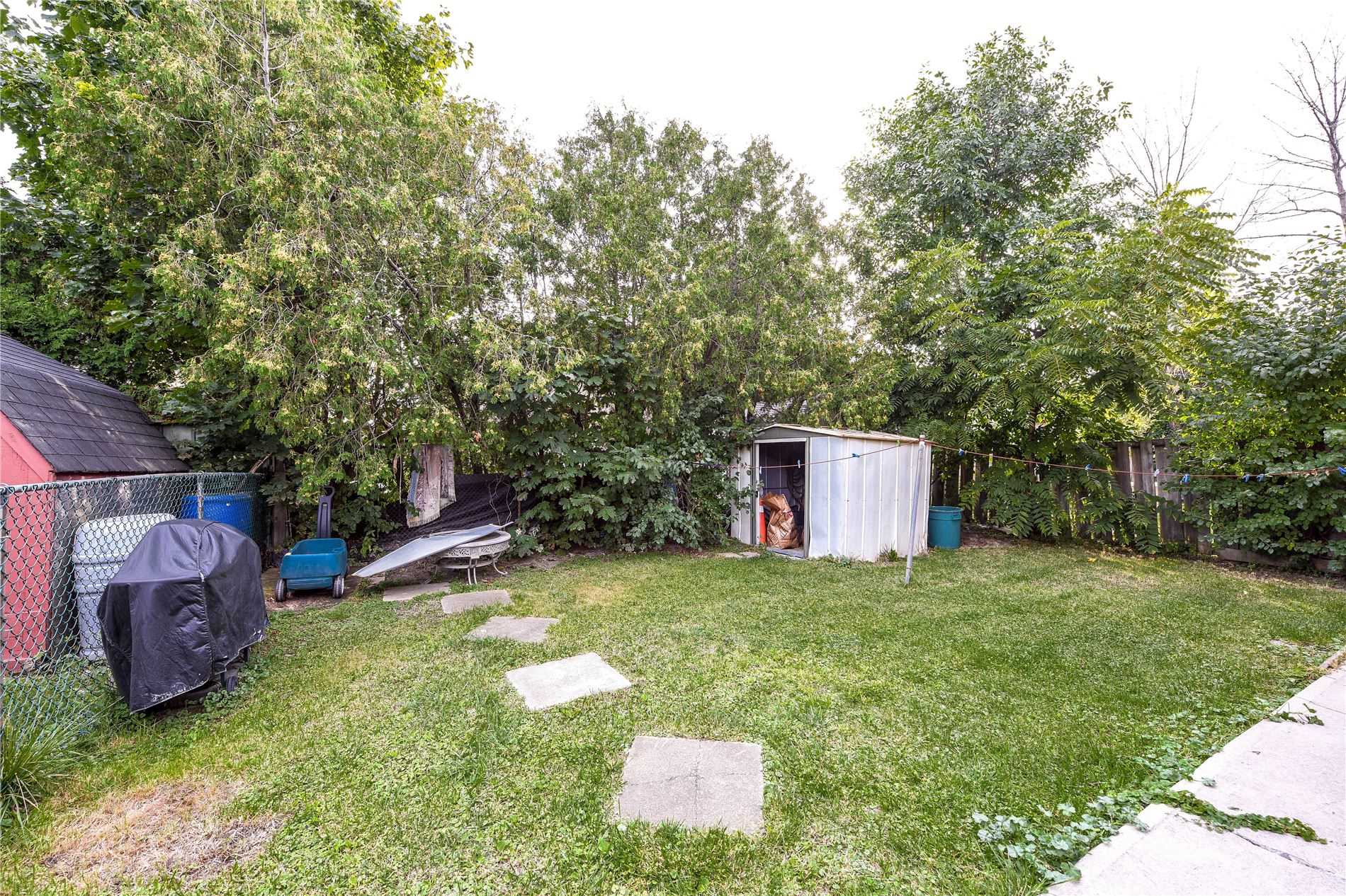 42 Sharon Crt