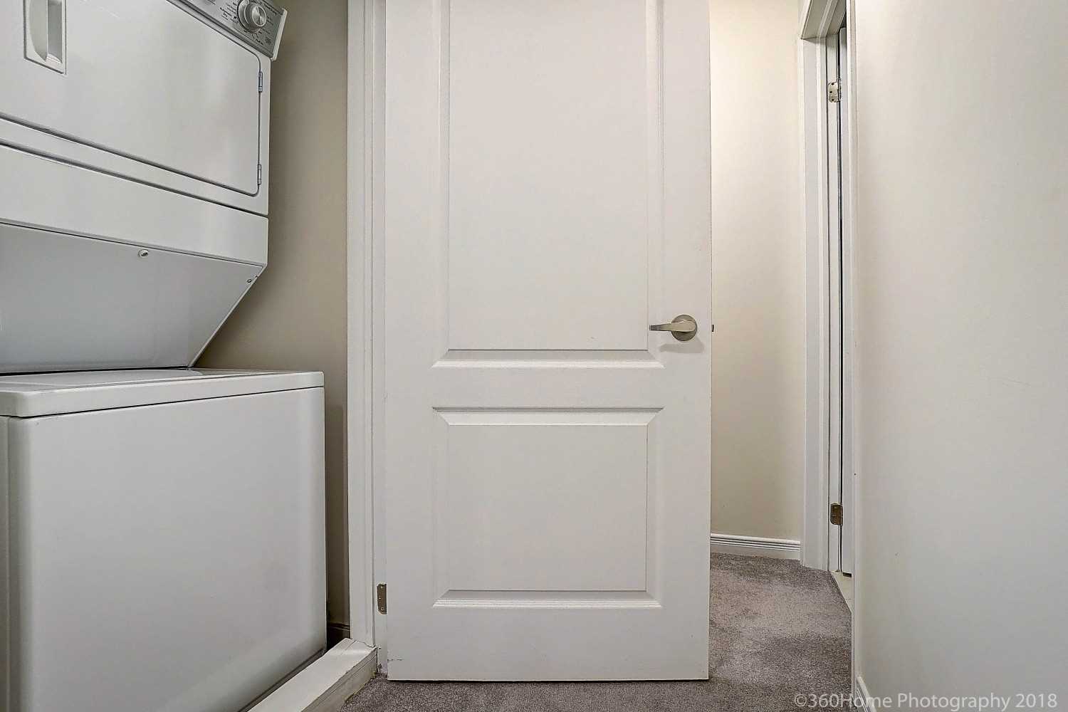 11 Applewood Lane, #112