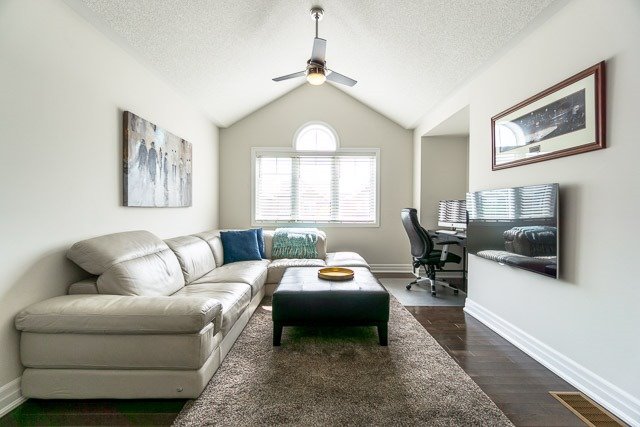 Listing W3908716 - Large Photo # 13