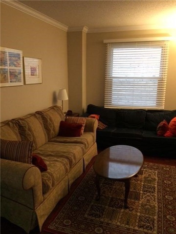 8 Millcroft Way