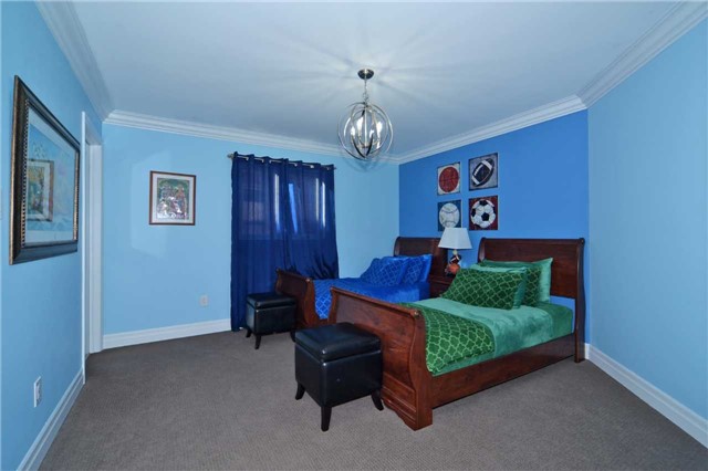 39 Lilly Valley Cres