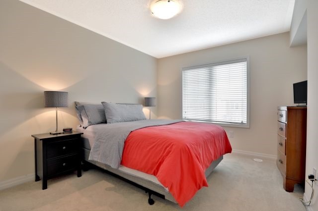 335 Ellen Davidson Dr