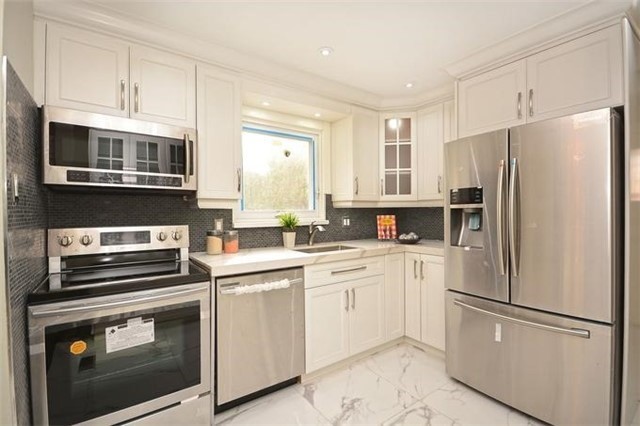 2594 Bromsgrove Rd