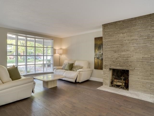 8 Greencoat Rd