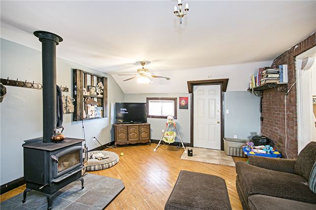 Listing X3995708 - Large Photo # 11