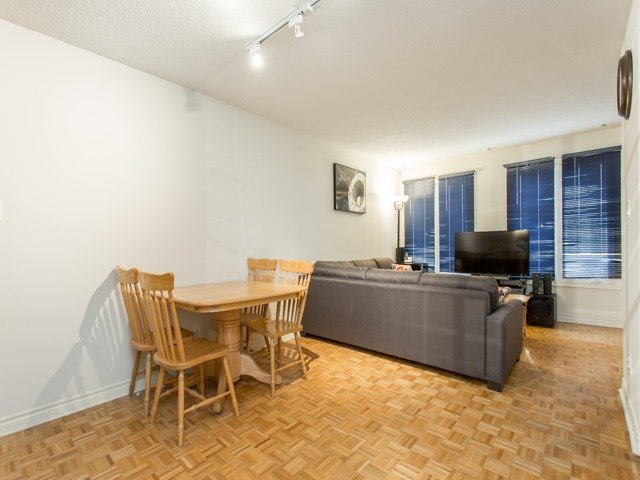 151 Townsgate Dr, #82