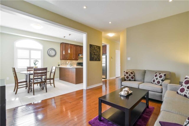Listing W3609975 - Large Photo # 10