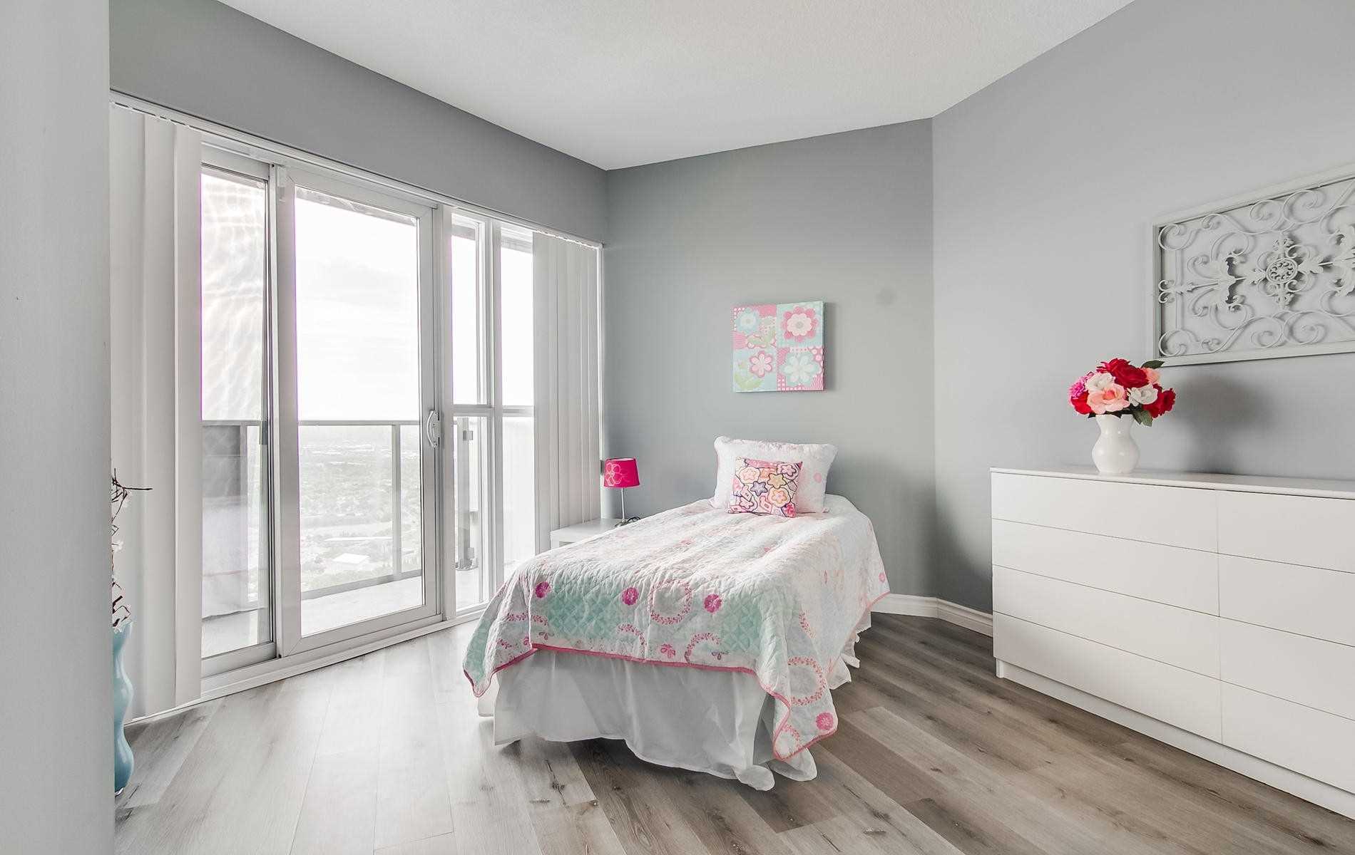 Listing W4559535 - Large Photo # 11