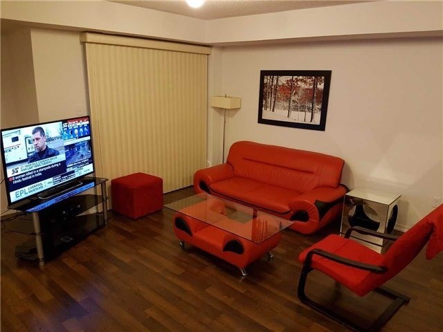 2492 Post Rd, #22