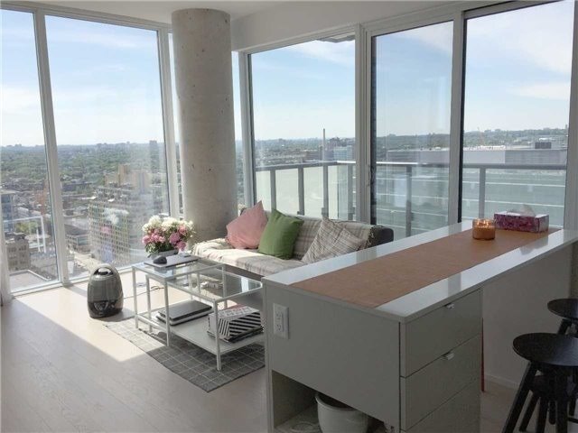 101 Peter St, #2511
