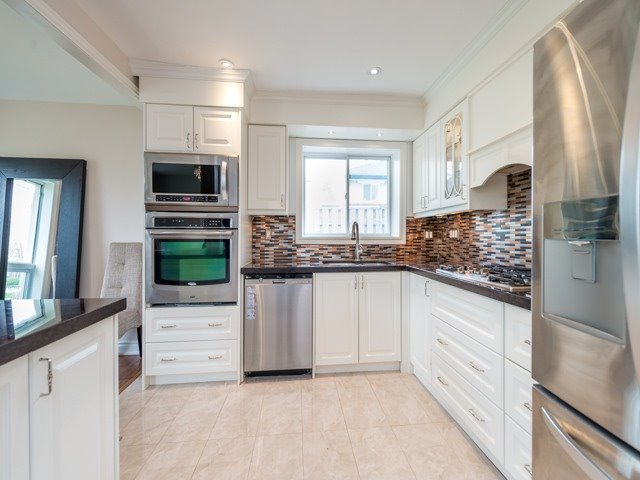 85 Aurora Heights Dr