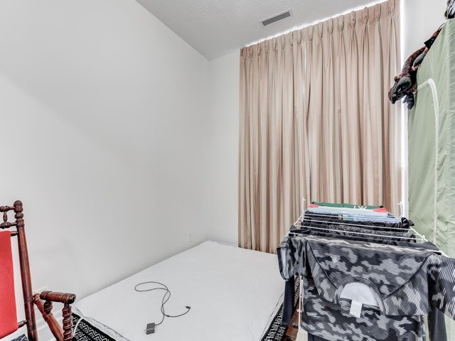 1 Upper Duke Cres, #110