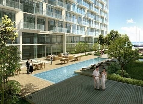 29 Queens Quay E #1010