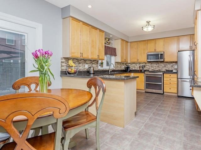 Listing W3734401 - Large Photo # 7