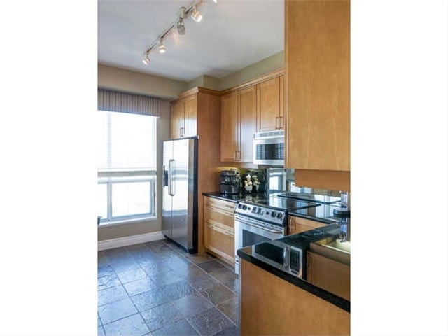 2111 Lake Shore Blvd W, #Ph 8