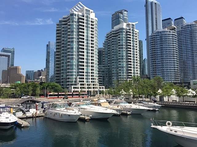 230 Queens Quay W #327