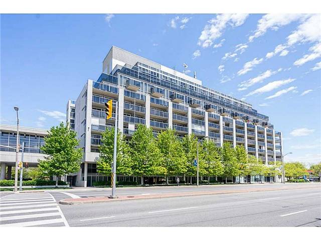 1040 The Queensway #917