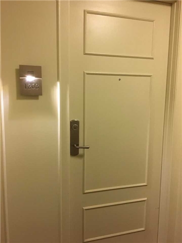 310 Red Maple Rd, #1203