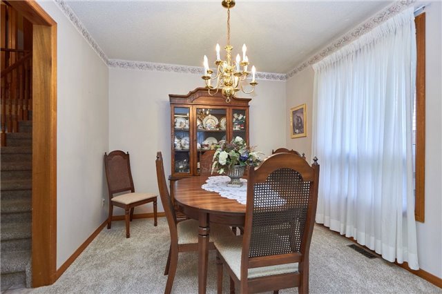 944 William Booth Cres