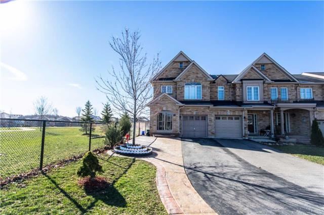 81 Village Vista Way