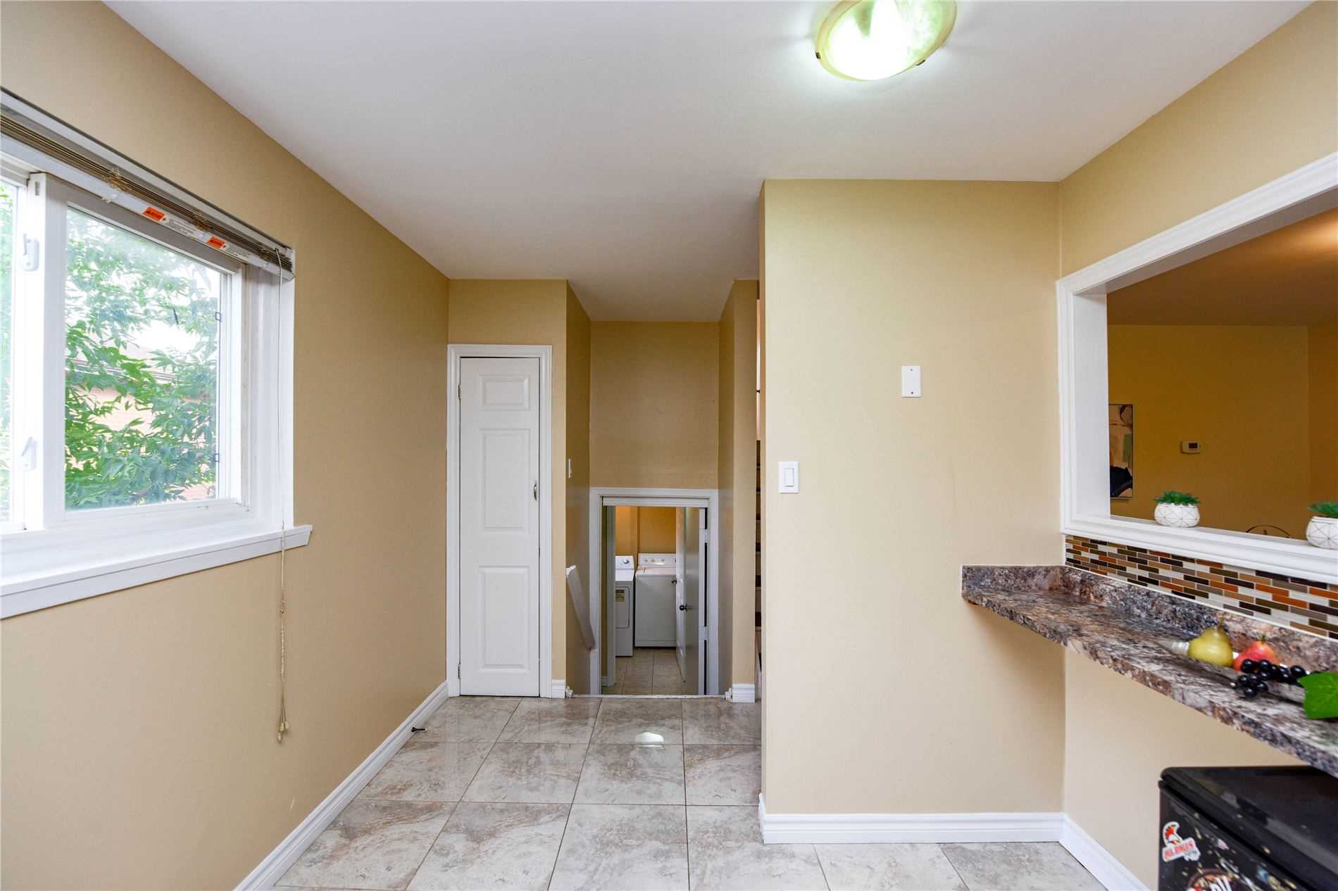42 Sharon Crt
