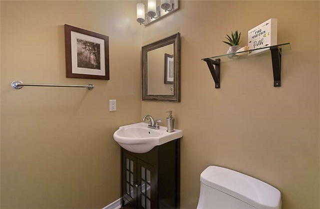 Listing W3923630 - Large Photo # 7