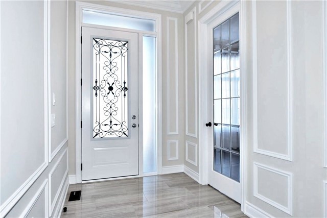 107 Queen Filomena Ave