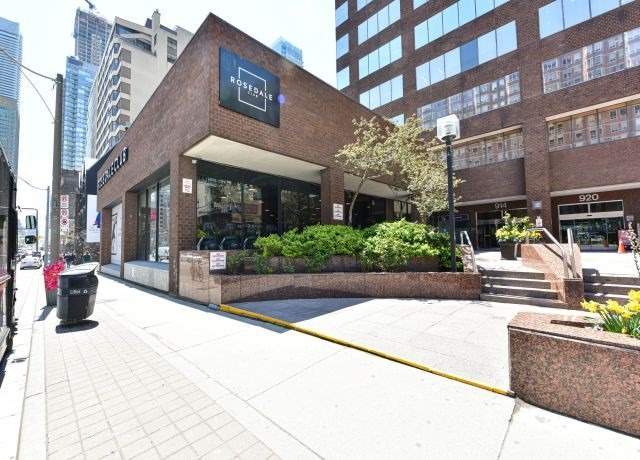 914 Yonge St, #1612