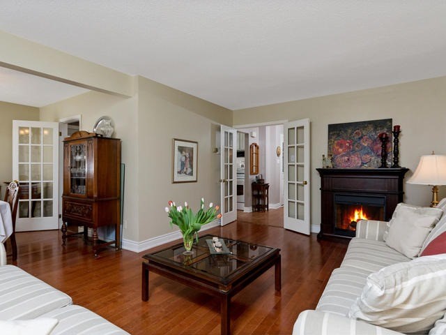 Listing W4094943 - Large Photo # 7