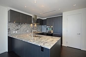 180 University Ave, #4102