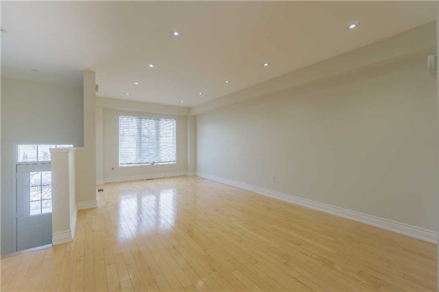 Listing W4012022 - Large Photo # 5