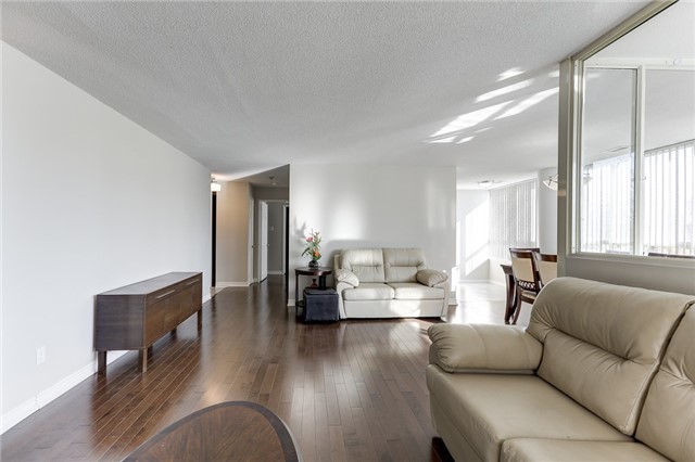Listing W4047794 - Large Photo # 6