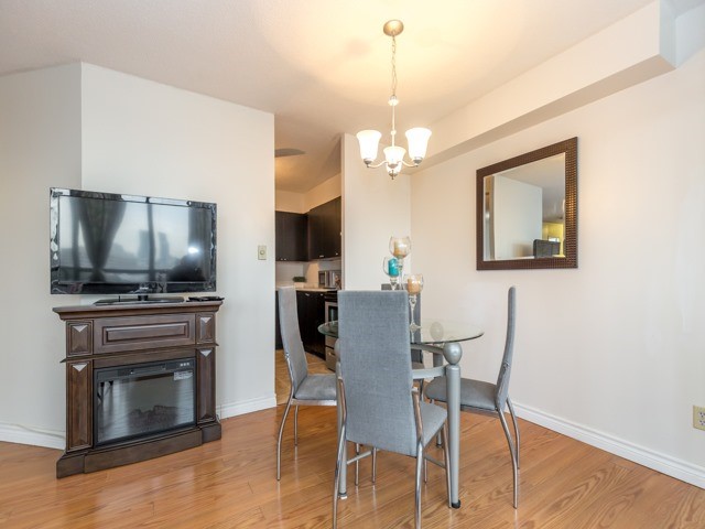 Listing W4058699 - Large Photo # 8