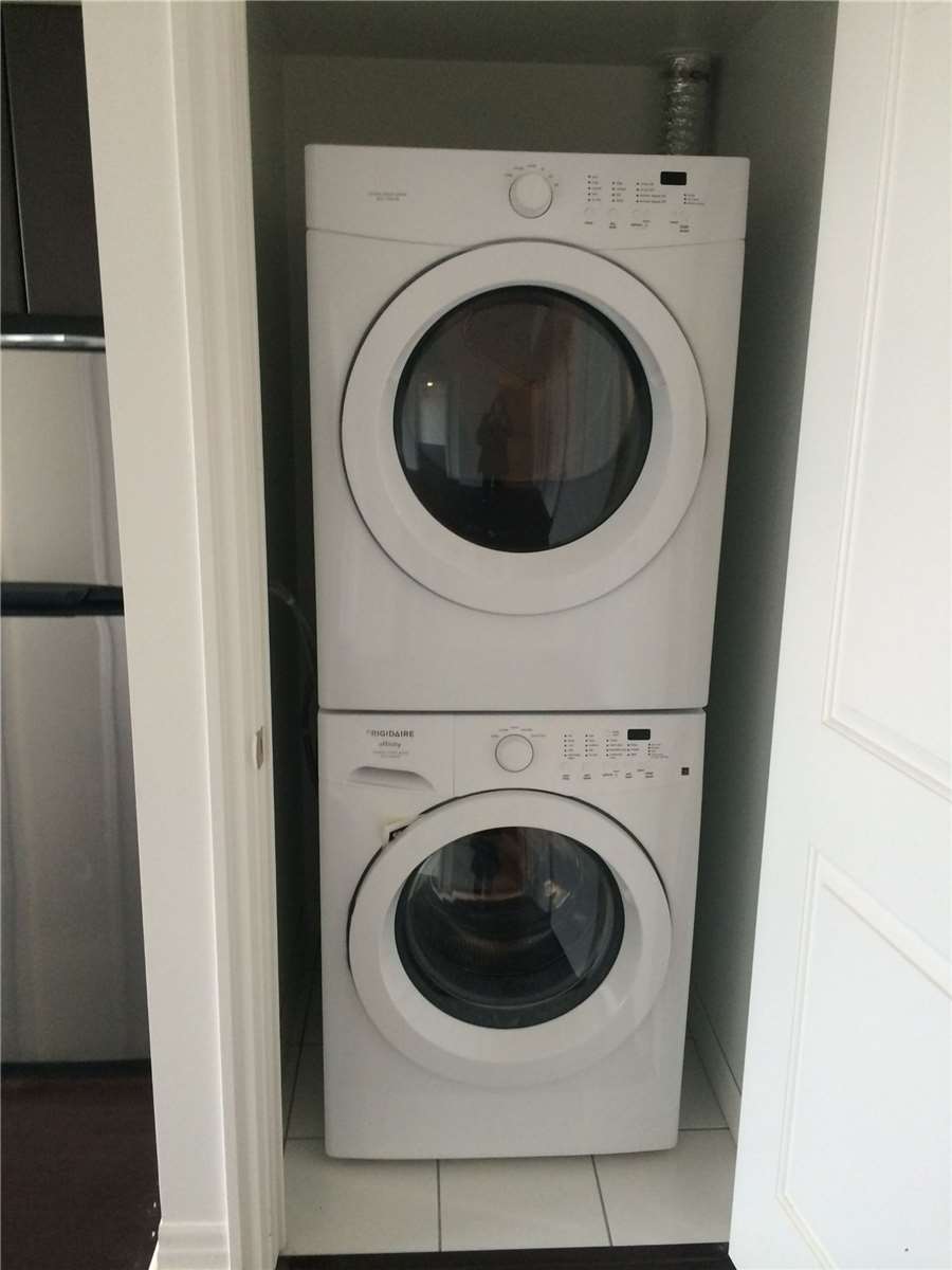 275 Yorkland Rd, #3201